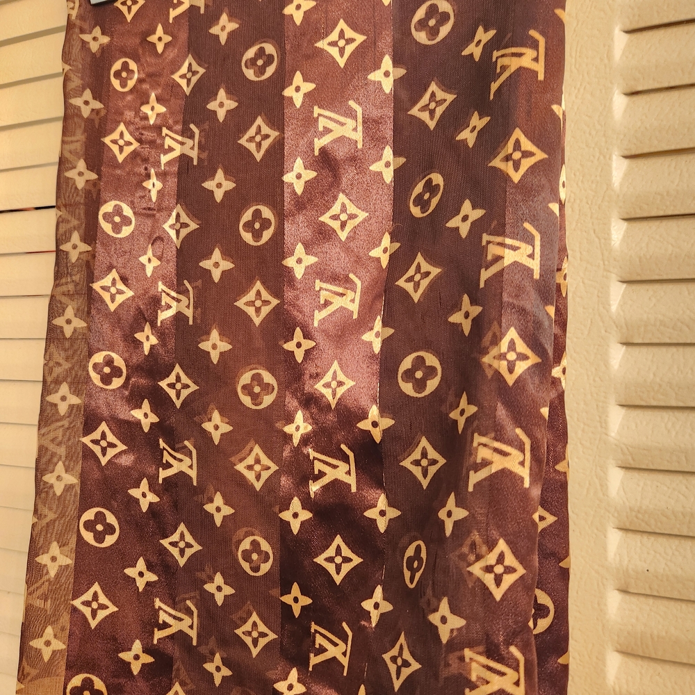 Louis Vuitton Brown and Tan Silk Scarf - Picture 5 of 5